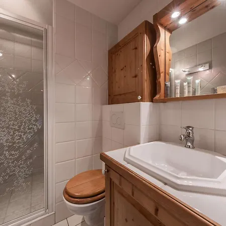 Duplex 1850, Skis Aux Pieds, 6 Pers, Parking Inclus - Fr-1-631-236 Apartment Courchevel